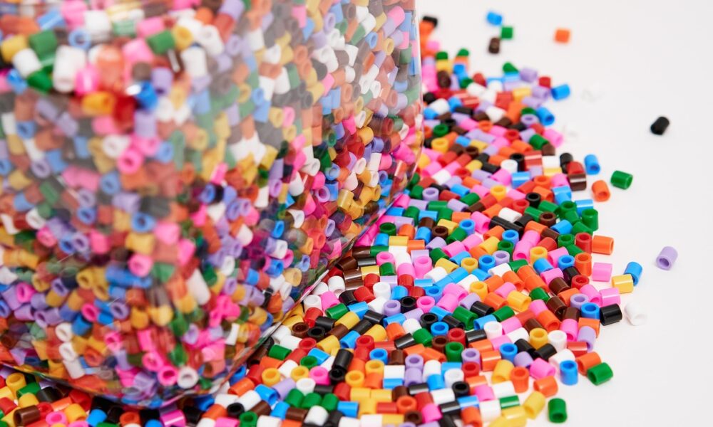 How to Create Engaging Sensory Activities for 2 Year Olds: A Parent's Guide